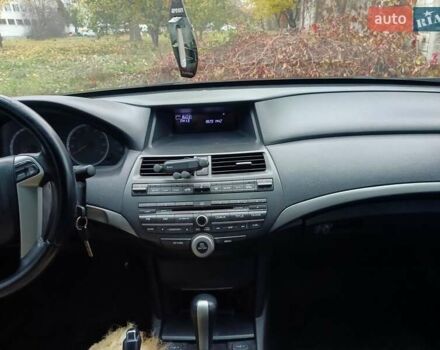 Черный Хонда Аккорд, объемом двигателя 3.5 л и пробегом 270 тыс. км за 8999 $, фото 8 на Automoto.ua