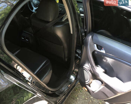 Чорний Хонда Аккорд, об'ємом двигуна 2.4 л та пробігом 148 тис. км за 9800 $, фото 3 на Automoto.ua