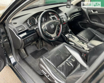 Черный Хонда Аккорд, объемом двигателя 2.4 л и пробегом 220 тыс. км за 9300 $, фото 16 на Automoto.ua