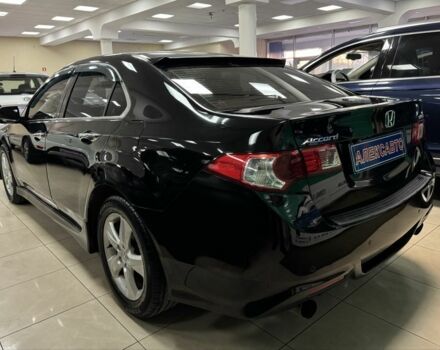 Черный Хонда Аккорд, объемом двигателя 2.4 л и пробегом 187 тыс. км за 9500 $, фото 1 на Automoto.ua