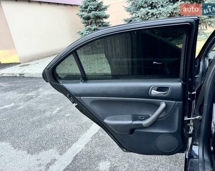 Черный Хонда Аккорд, объемом двигателя 2 л и пробегом 167 тыс. км за 8000 $, фото 18 на Automoto.ua