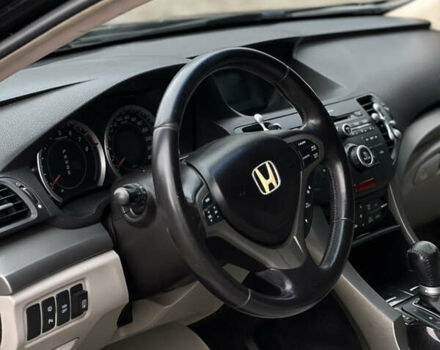 Черный Хонда Аккорд, объемом двигателя 2.35 л и пробегом 235 тыс. км за 8300 $, фото 11 на Automoto.ua