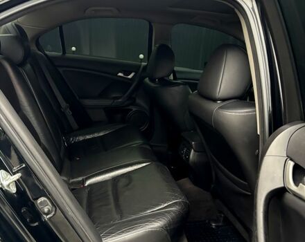 Черный Хонда Аккорд, объемом двигателя 2.4 л и пробегом 310 тыс. км за 10000 $, фото 8 на Automoto.ua