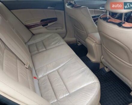 Черный Хонда Аккорд, объемом двигателя 2.35 л и пробегом 175 тыс. км за 7300 $, фото 4 на Automoto.ua