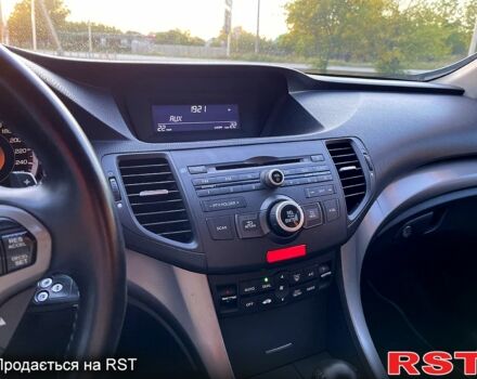 Чорний Хонда Аккорд, об'ємом двигуна 2 л та пробігом 205 тис. км за 9999 $, фото 8 на Automoto.ua