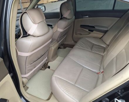 Черный Хонда Аккорд, объемом двигателя 2.4 л и пробегом 356 тыс. км за 7300 $, фото 5 на Automoto.ua