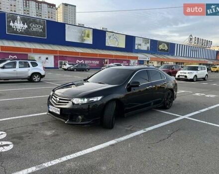 Чорний Хонда Аккорд, об'ємом двигуна 2.4 л та пробігом 250 тис. км за 8800 $, фото 4 на Automoto.ua