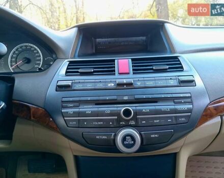 Черный Хонда Аккорд, объемом двигателя 2.35 л и пробегом 177 тыс. км за 7700 $, фото 20 на Automoto.ua