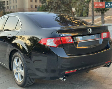 Чорний Хонда Аккорд, об'ємом двигуна 2 л та пробігом 208 тис. км за 10500 $, фото 2 на Automoto.ua