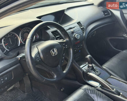 Чорний Хонда Аккорд, об'ємом двигуна 2.35 л та пробігом 258 тис. км за 9500 $, фото 8 на Automoto.ua