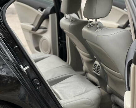 Черный Хонда Аккорд, объемом двигателя 2.35 л и пробегом 235 тыс. км за 8300 $, фото 16 на Automoto.ua