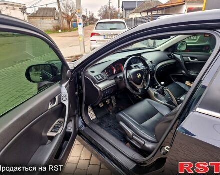 Черный Хонда Аккорд, объемом двигателя 2.5 л и пробегом 240 тыс. км за 10500 $, фото 11 на Automoto.ua