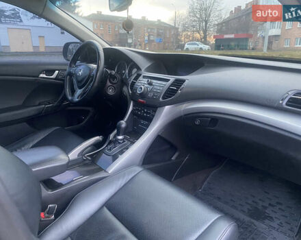 Чорний Хонда Аккорд, об'ємом двигуна 2.4 л та пробігом 244 тис. км за 9300 $, фото 8 на Automoto.ua