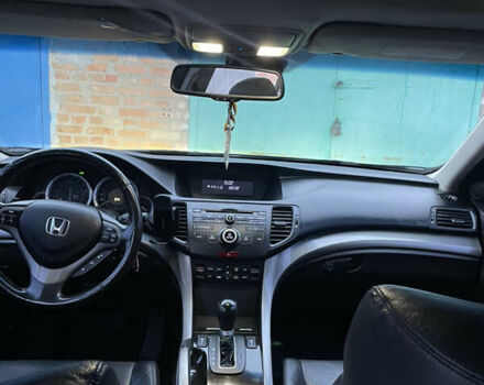 Черный Хонда Аккорд, объемом двигателя 2.4 л и пробегом 205 тыс. км за 9200 $, фото 13 на Automoto.ua