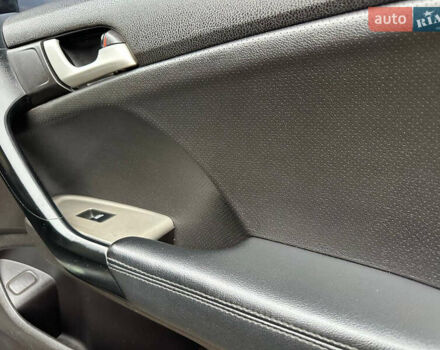 Чорний Хонда Аккорд, об'ємом двигуна 2.4 л та пробігом 205 тис. км за 7450 $, фото 20 на Automoto.ua