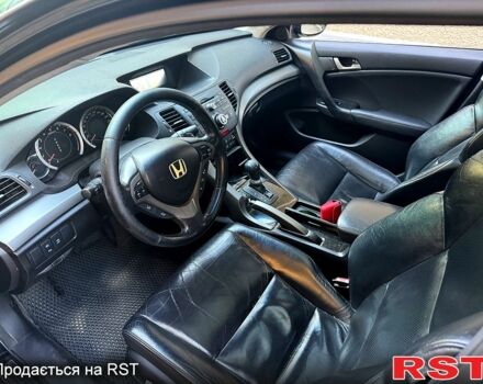 Чорний Хонда Аккорд, об'ємом двигуна 2.4 л та пробігом 200 тис. км за 7400 $, фото 5 на Automoto.ua