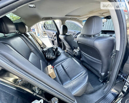 Черный Хонда Аккорд, объемом двигателя 2.4 л и пробегом 220 тыс. км за 11500 $, фото 10 на Automoto.ua