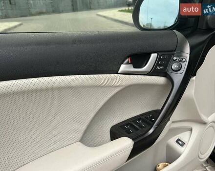 Черный Хонда Аккорд, объемом двигателя 2 л и пробегом 167 тыс. км за 9700 $, фото 13 на Automoto.ua