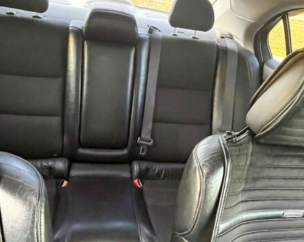 Черный Хонда Аккорд, объемом двигателя 2.4 л и пробегом 333 тыс. км за 7800 $, фото 9 на Automoto.ua