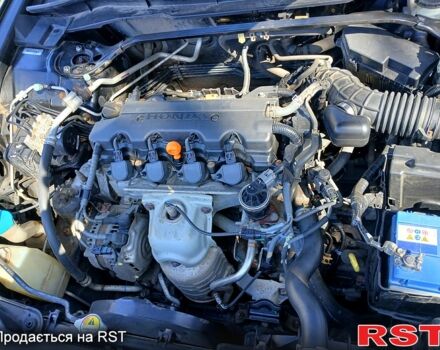 Черный Хонда Аккорд, объемом двигателя 2 л и пробегом 273 тыс. км за 7999 $, фото 4 на Automoto.ua