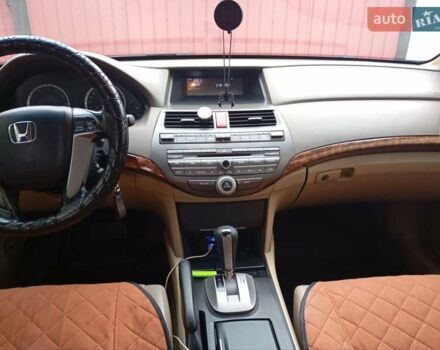 Черный Хонда Аккорд, объемом двигателя 2.35 л и пробегом 175 тыс. км за 7300 $, фото 10 на Automoto.ua
