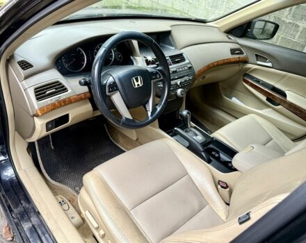 Чорний Хонда Аккорд, об'ємом двигуна 2.4 л та пробігом 310 тис. км за 6400 $, фото 3 на Automoto.ua