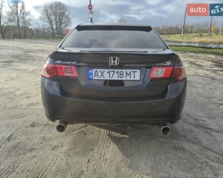 Черный Хонда Аккорд, объемом двигателя 2.35 л и пробегом 213 тыс. км за 9200 $, фото 6 на Automoto.ua