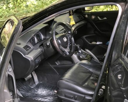 Черный Хонда Аккорд, объемом двигателя 2.4 л и пробегом 148 тыс. км за 10500 $, фото 7 на Automoto.ua