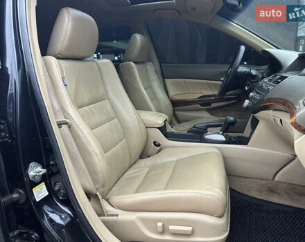 Чорний Хонда Аккорд, об'ємом двигуна 3.47 л та пробігом 280 тис. км за 7800 $, фото 11 на Automoto.ua