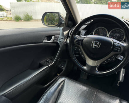 Чорний Хонда Аккорд, об'ємом двигуна 2.4 л та пробігом 235 тис. км за 12307 $, фото 15 на Automoto.ua