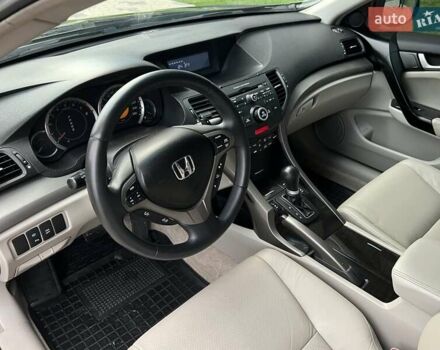 Черный Хонда Аккорд, объемом двигателя 2 л и пробегом 167 тыс. км за 9700 $, фото 15 на Automoto.ua