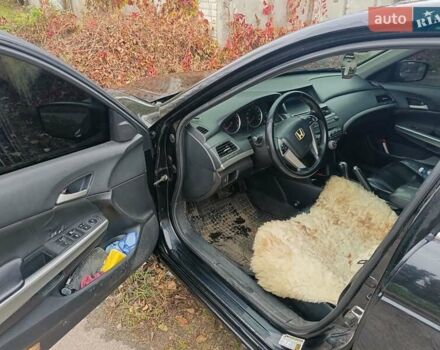 Черный Хонда Аккорд, объемом двигателя 3.5 л и пробегом 270 тыс. км за 8999 $, фото 10 на Automoto.ua