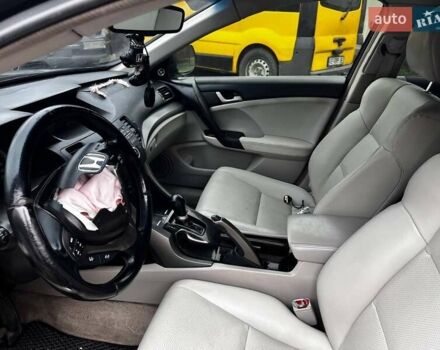 Черный Хонда Аккорд, объемом двигателя 2.4 л и пробегом 238 тыс. км за 5450 $, фото 9 на Automoto.ua