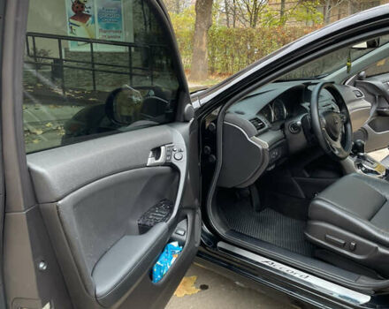 Черный Хонда Аккорд, объемом двигателя 2.4 л и пробегом 177 тыс. км за 10200 $, фото 11 на Automoto.ua