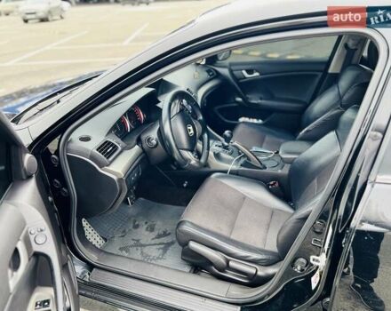 Чорний Хонда Аккорд, об'ємом двигуна 2.4 л та пробігом 250 тис. км за 8800 $, фото 7 на Automoto.ua