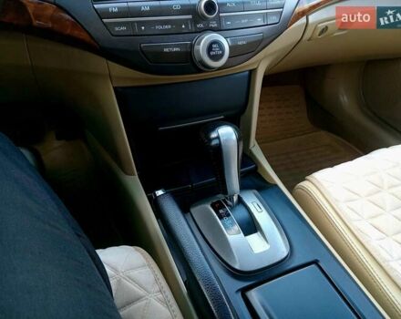 Черный Хонда Аккорд, объемом двигателя 2.35 л и пробегом 177 тыс. км за 7700 $, фото 19 на Automoto.ua