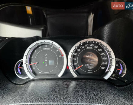 Чорний Хонда Аккорд, об'ємом двигуна 2.4 л та пробігом 235 тис. км за 12307 $, фото 19 на Automoto.ua