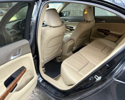 Чорний Хонда Аккорд, об'ємом двигуна 2.4 л та пробігом 310 тис. км за 6400 $, фото 5 на Automoto.ua