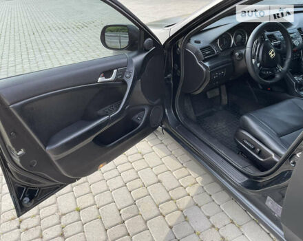 Чорний Хонда Аккорд, об'ємом двигуна 2 л та пробігом 300 тис. км за 7500 $, фото 18 на Automoto.ua