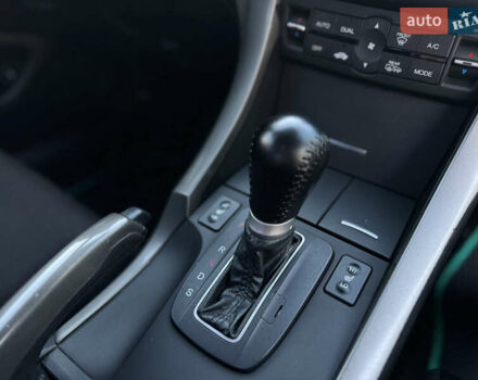 Чорний Хонда Аккорд, об'ємом двигуна 2 л та пробігом 208 тис. км за 10500 $, фото 12 на Automoto.ua
