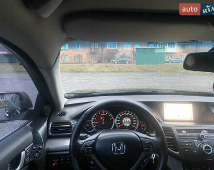 Чорний Хонда Аккорд, об'ємом двигуна 2.4 л та пробігом 244 тис. км за 9300 $, фото 11 на Automoto.ua