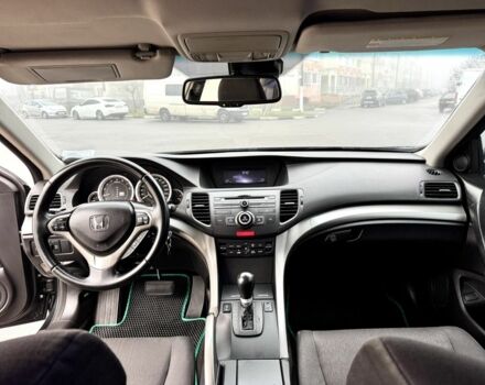 Черный Хонда Аккорд, объемом двигателя 2 л и пробегом 211 тыс. км за 9890 $, фото 20 на Automoto.ua