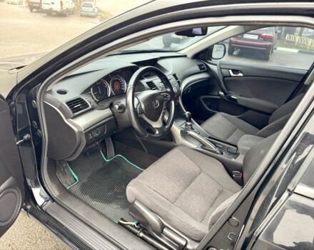 Черный Хонда Аккорд, объемом двигателя 2 л и пробегом 211 тыс. км за 9890 $, фото 10 на Automoto.ua