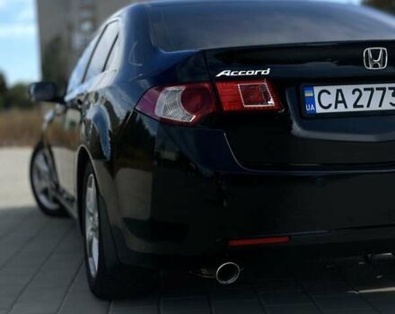 Черный Хонда Аккорд, объемом двигателя 2.4 л и пробегом 282 тыс. км за 10000 $, фото 7 на Automoto.ua