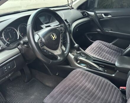 Хонда Аккорд 2009 в Киеве на Automoto.ua Черный Хонда Аккорд, объемом двигателя 2 л и пробегом 240 тыс. км за 8600 $, фото 10 на Automoto.ua