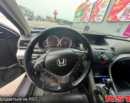 Черный Хонда Аккорд, объемом двигателя 2 л и пробегом 220 тыс. км за 7999 $, фото 9 на Automoto.ua