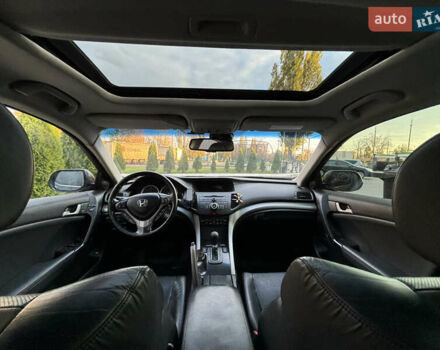 Черный Хонда Аккорд, объемом двигателя 2 л и пробегом 292 тыс. км за 8200 $, фото 14 на Automoto.ua