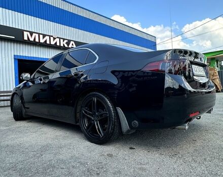 Черный Хонда Аккорд, объемом двигателя 2.4 л и пробегом 265 тыс. км за 10300 $, фото 4 на Automoto.ua