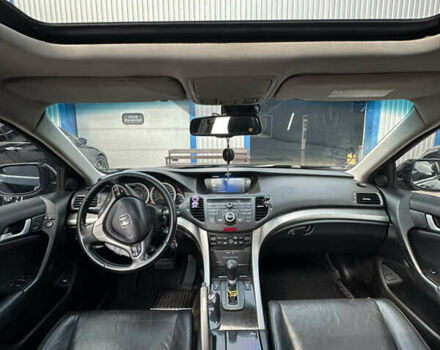 Черный Хонда Аккорд, объемом двигателя 2.35 л и пробегом 260 тыс. км за 11000 $, фото 7 на Automoto.ua