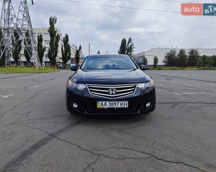 Черный Хонда Аккорд, объемом двигателя 2 л и пробегом 305 тыс. км за 9600 $, фото 8 на Automoto.ua